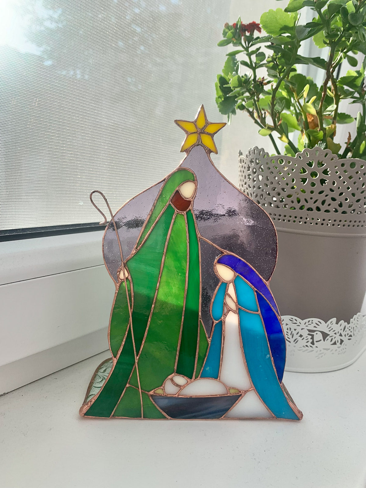 Nativity scene Holy family large